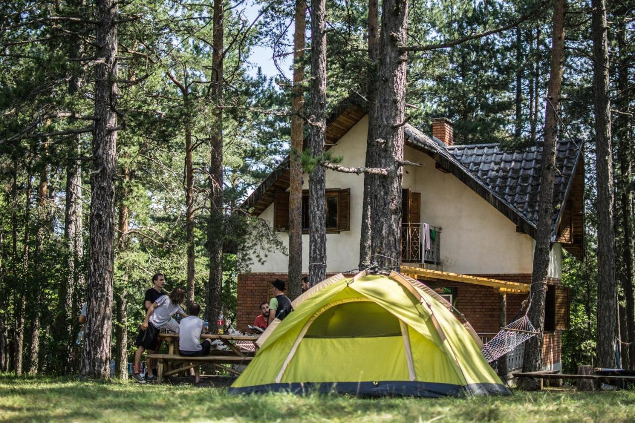 Rustic Home Tara Kaludjerske Bare Eksteriør billede
